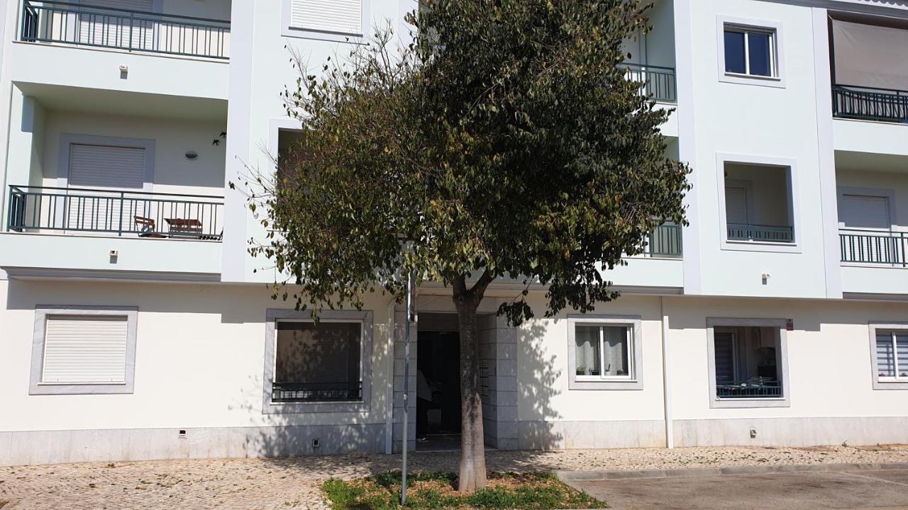 2 Bed Apartment With Com Pool 塔维拉 外观 照片